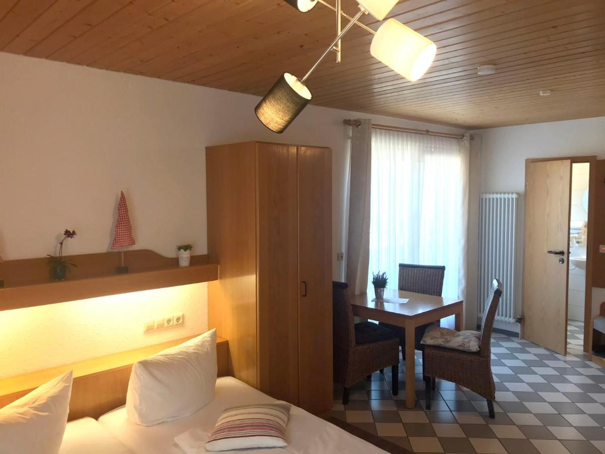 Self-Check-In Ferienwohnungen & Apartments Am Bergsee Triberg im Schwarzwald Eksteriør bilde